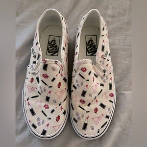 Vans slip on women’s size 6 - girly print (lipstick, pink, lavender)